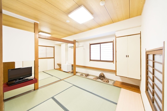 ビジネスホテル山城