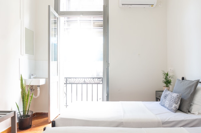 ディオスクーロス ホステル