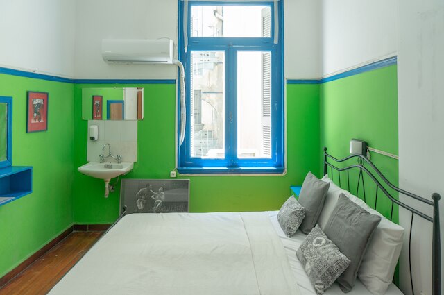 ディオスクーロス ホステル