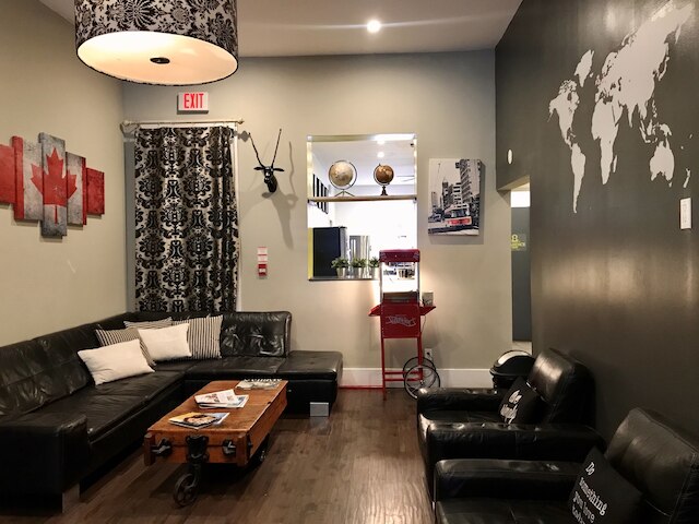 ザ・クラレンスパーク - ホステル