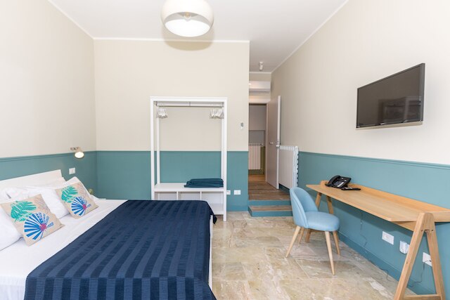 レオーネ スイート B&B