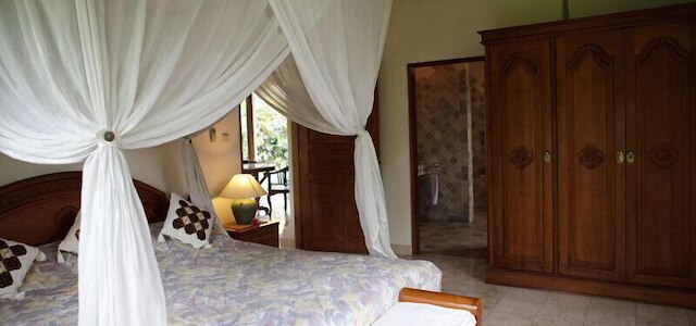 ヴィラ コンピアン バリ