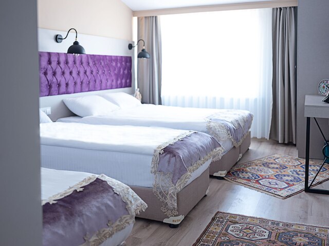 ザ ローラ ホテル