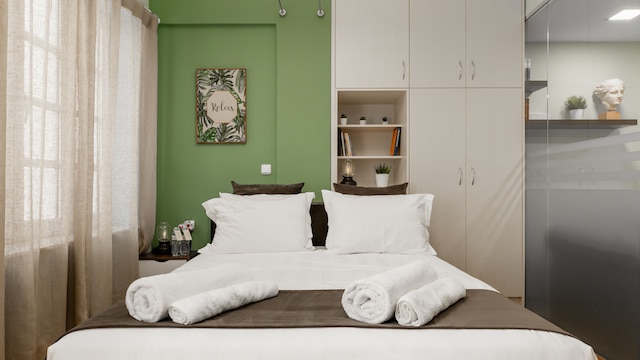 モナスティラキ アーバン アパートメンツ