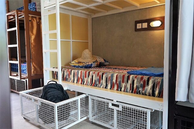 バリ ボボ ホステル