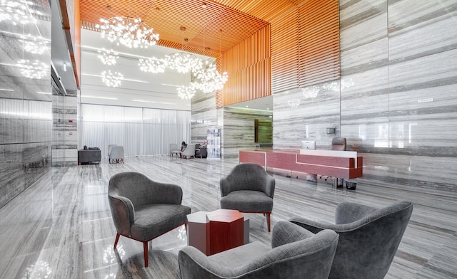 FAM リビング - マダ レジデンス ダウンタウン