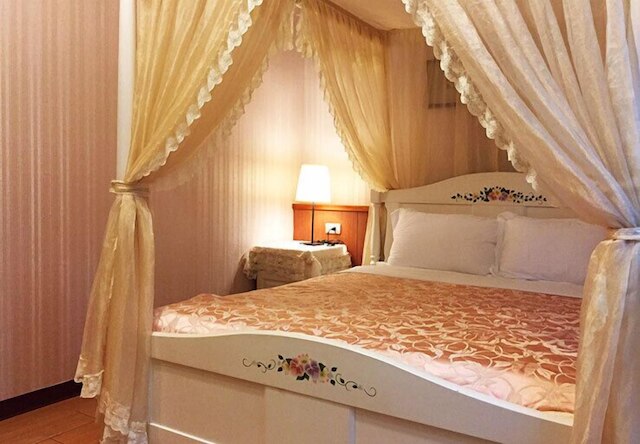 リバーバンク コテージ