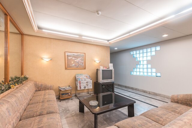 OYO 671 ホテル キャピトル