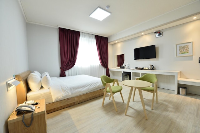 クァンジュ ツーリスト ホテル