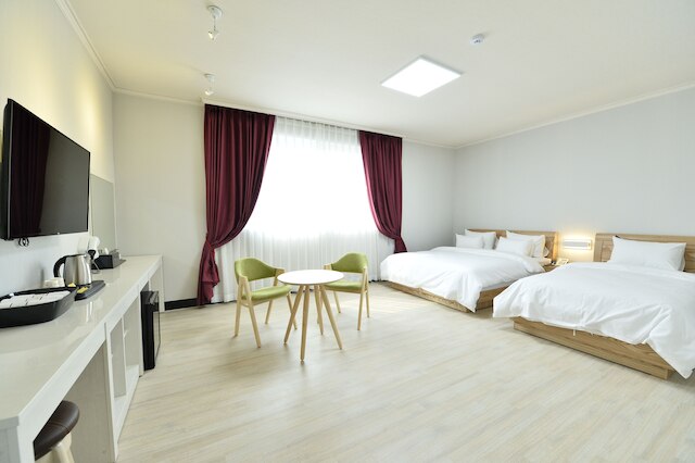 クァンジュ ツーリスト ホテル