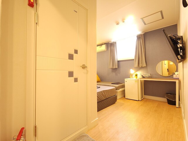 OYO 明洞 5 ロッジ