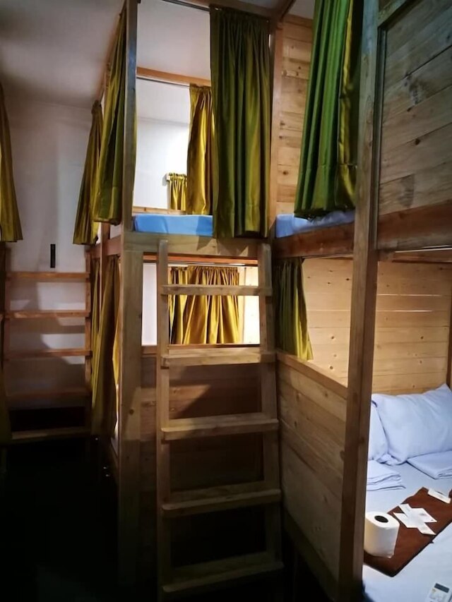 エイス ストリート ホステル