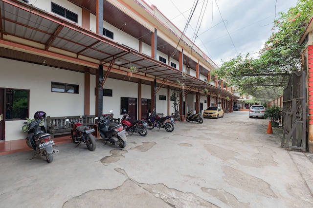 レッドドアーズ ニア サマリンダ スクエア