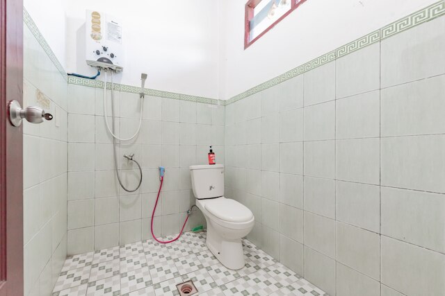 レッドドアーズ ニア サマリンダ スクエア