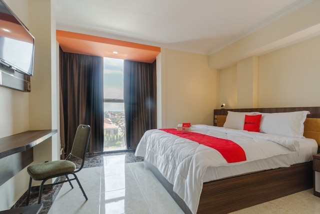 レッドドアーズ プラス アット ブールバード パナクカン