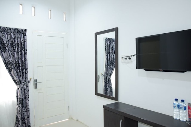 レッドドアーズ ニア ウイン スマトラ ウタラ