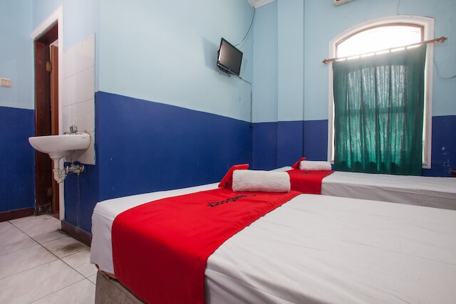 レッドドアーズ アット グンテン スラバヤ 2