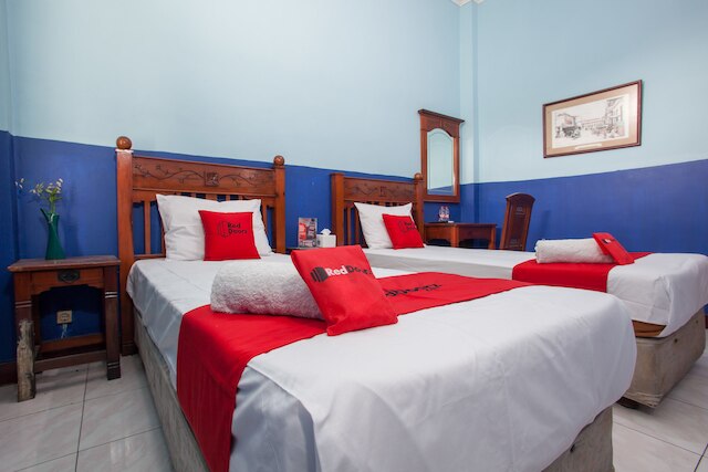 レッドドアーズ アット グンテン スラバヤ 2