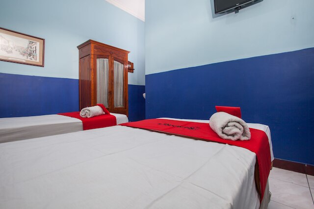 レッドドアーズ アット グンテン スラバヤ 2