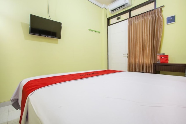 レッドドアーズ ニア ペトラ ユニバーシティ 2