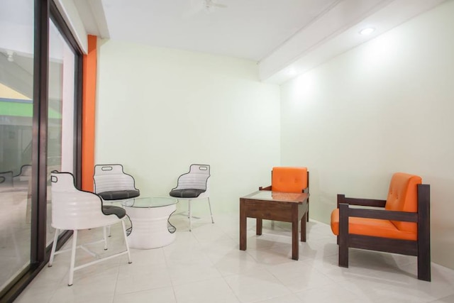 レッドドアーズ ニア ペトラ ユニバーシティ 2