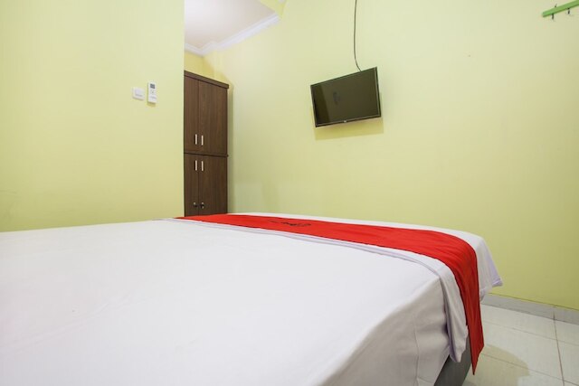 レッドドアーズ ニア ペトラ ユニバーシティ 2