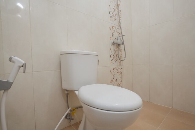 レッドドアーズ アット ケルタジャヤ スラバヤ