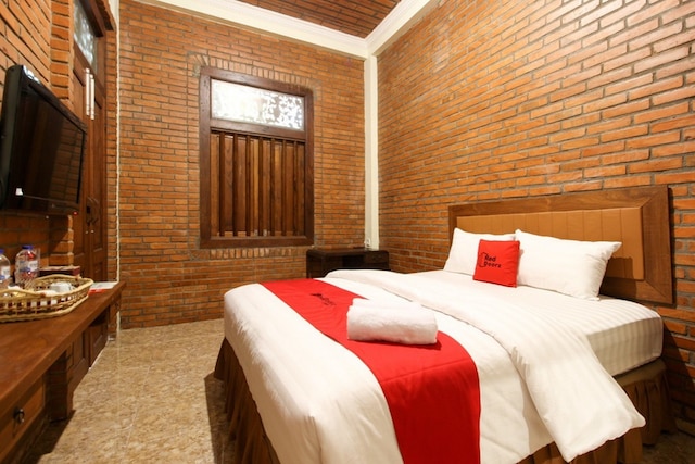 レッドドアーズ ニア アミコム ヨグヤカタ 2