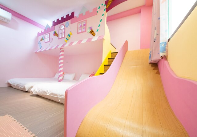 ムーンライト フェンチン ホームステイ (月明風清親子民宿)