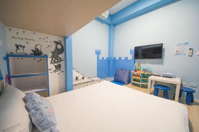 ムーンライト フェンチン ホームステイ (月明風清親子民宿)