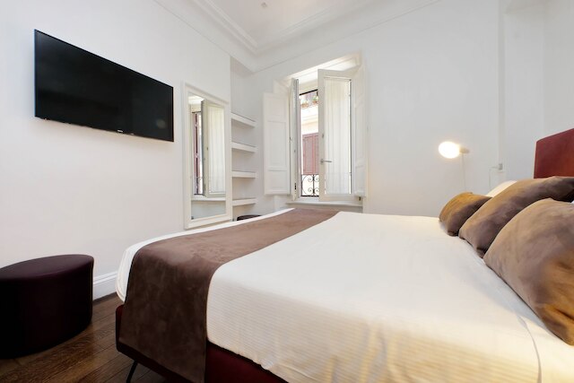 ユールーム カルロッゼ