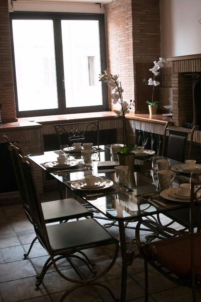 エメラス ブティック ハウス アパートホテル パンテオン