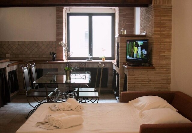 エメラス ブティック ハウス アパートホテル パンテオン