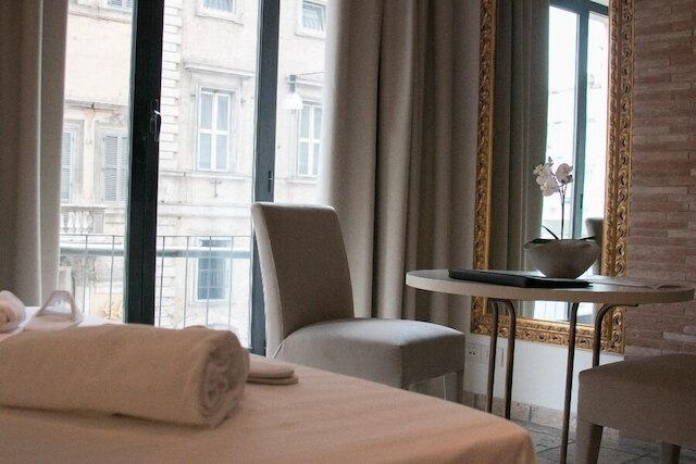 エメラス ブティック ハウス アパートホテル パンテオン