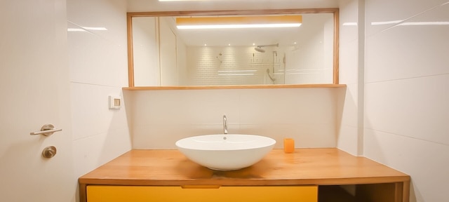 デザイン アパートメント、駐車場込み、ベッドルーム 2 室、TL30