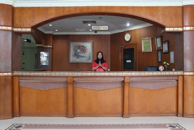 OYO 742 モナプラザホテル