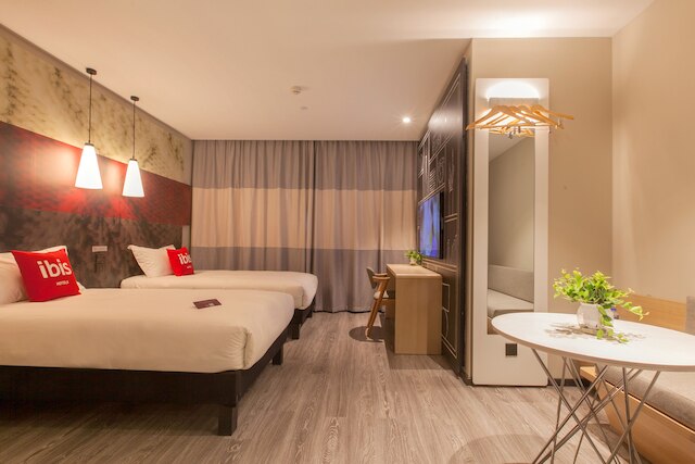 イビス 武漢 ホゥブゥ アレイ ホテル