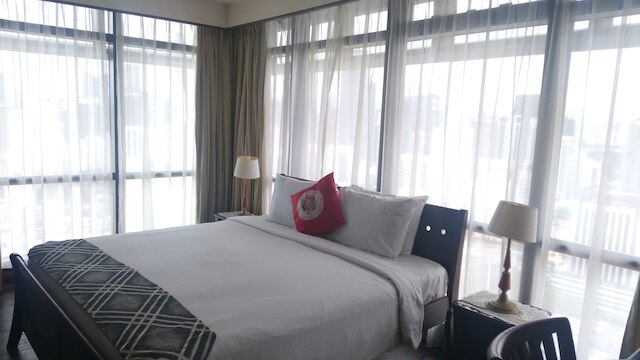 ピースフル サービス スイート アット タイムズ スクエア