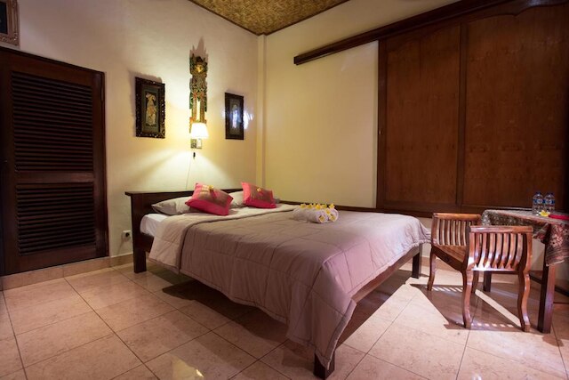 バリ アスリ ロッジ、EPS