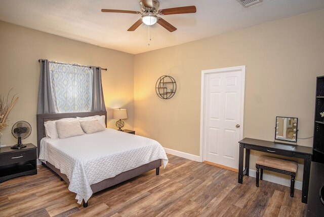 ダウンタウン近くの大きな3br/2baのファミリーホーム、パティオ付き！