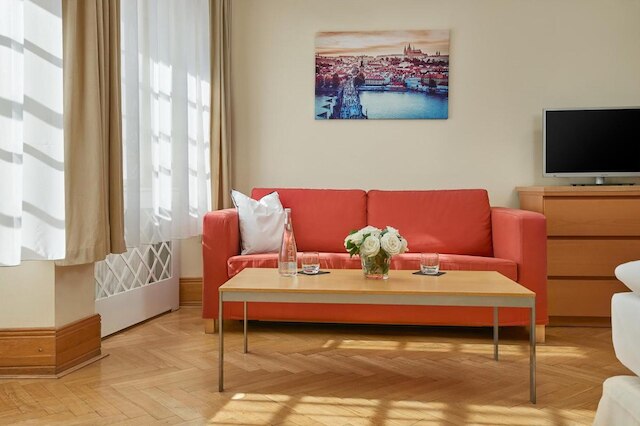 モステツカ 12 レジデンツェ