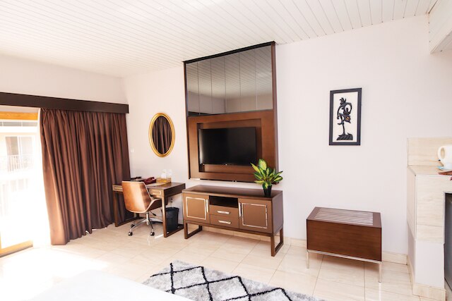 クリスモン ホテル