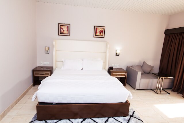 クリスモン ホテル