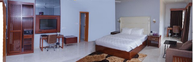 クリスモン ホテル