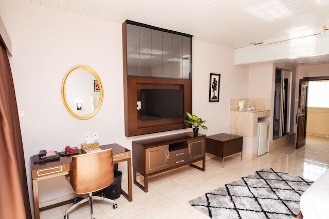 クリスモン ホテル