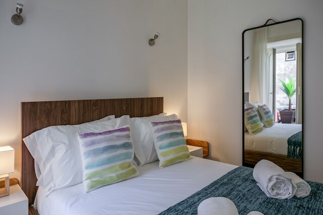 ヒップ テイラー メイド フラット イン バイロ アルト