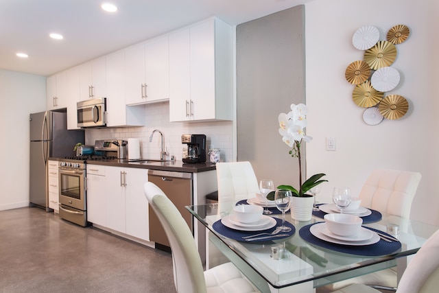 ダウンタウン ロサンゼルス ラグジュアリー、ベッドルーム 2 室、アパートメント