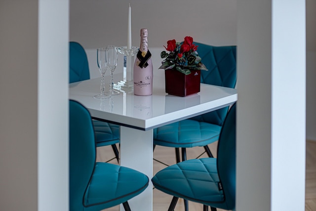 ゴールド アート アパートメンツ