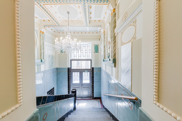 ゴールド アート アパートメンツ