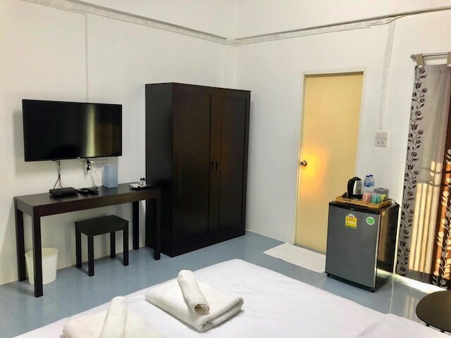 オブリーク アパートメント